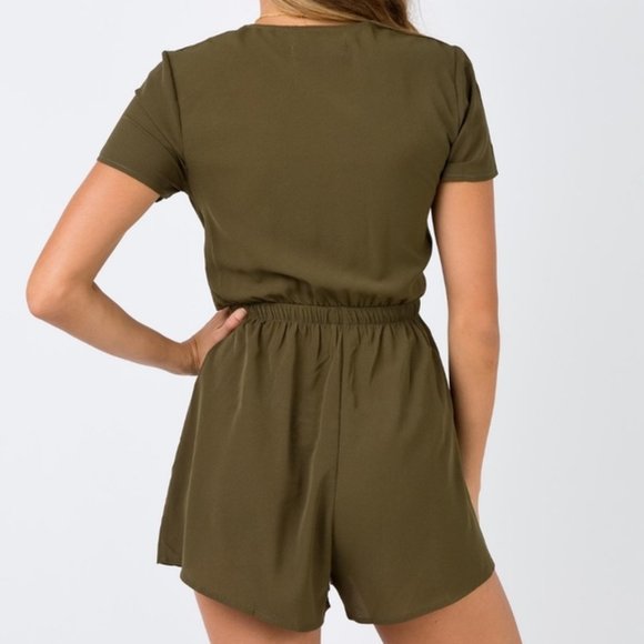 Princess Polly Pure Rhythm Tie Front Playsuit 2 - Picture 3 of 3